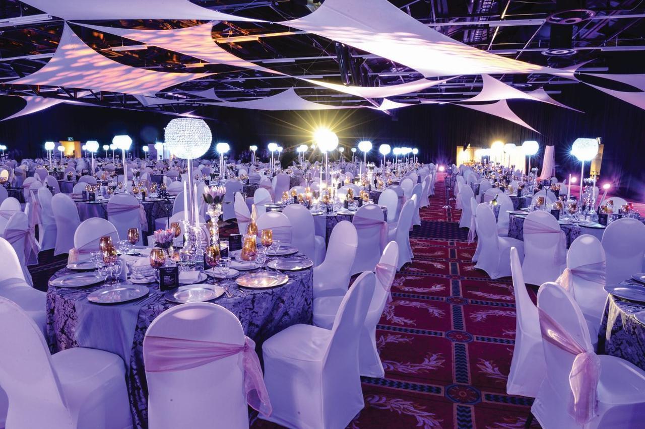 Peermont Metcourt Suites At Emperors Palace Kempton Park Exterior foto